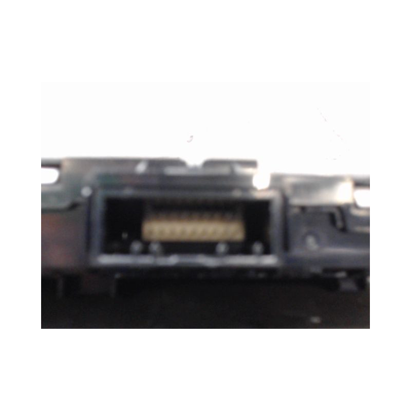 BOUTON DE WARNING DACIA DUSTER