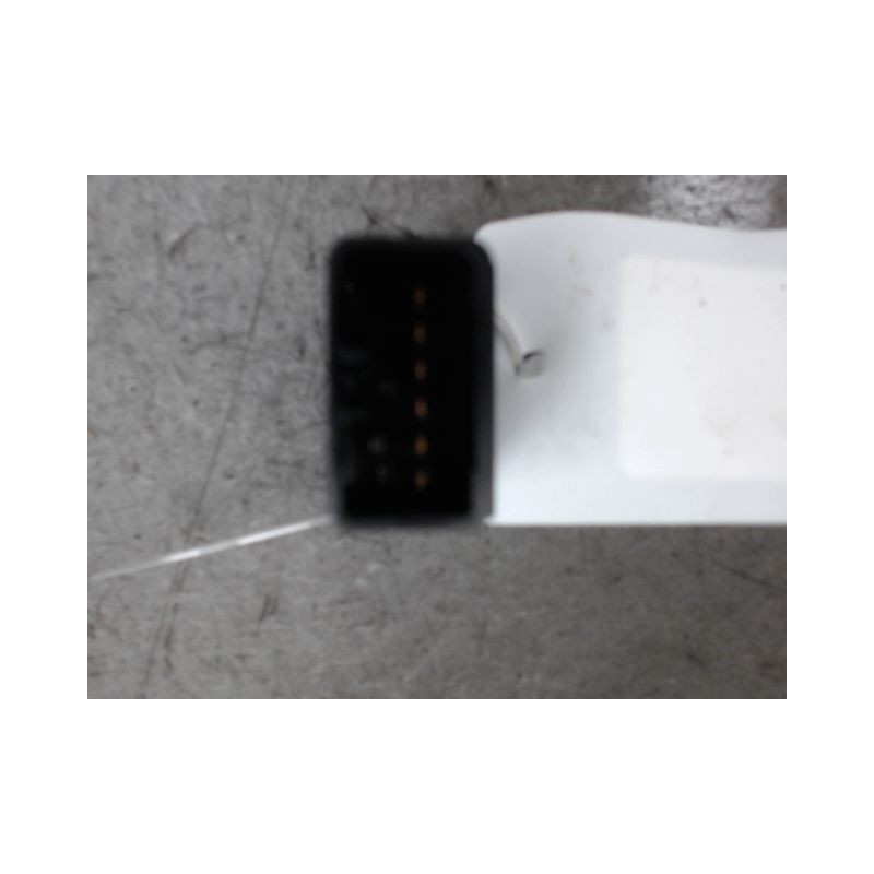 BOUTON DE WARNING HYUNDAI TUCSON