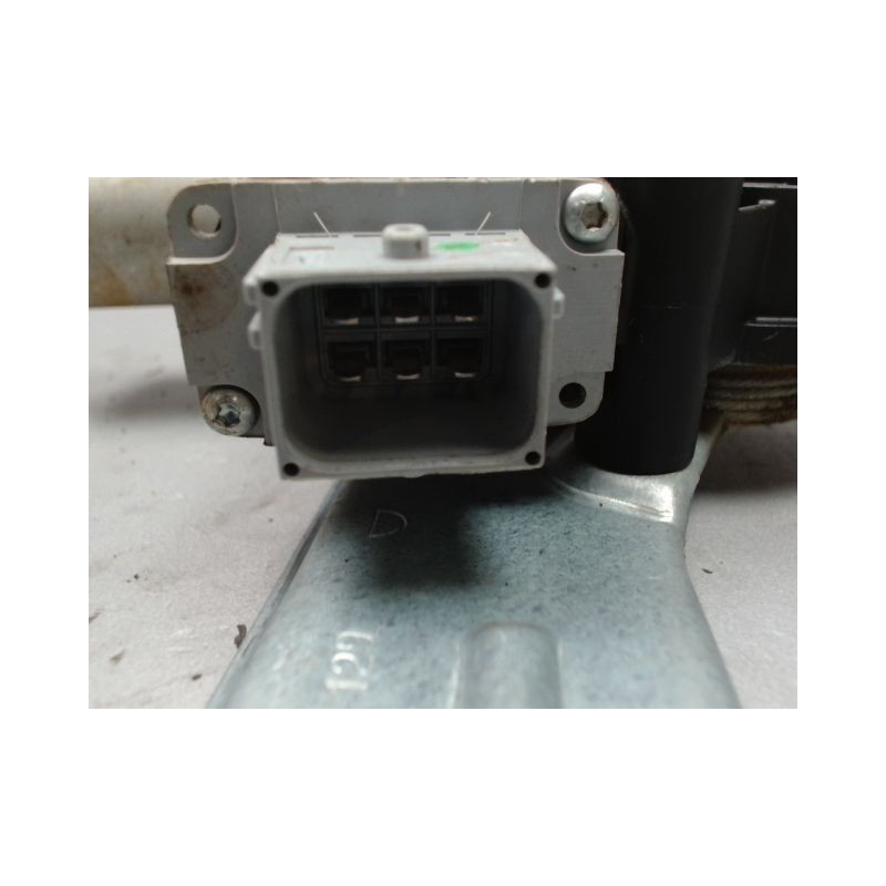 MECANISME+MOTEUR LEVE-GLACE ARRIERE DROIT FIAT BRAVO 2007-