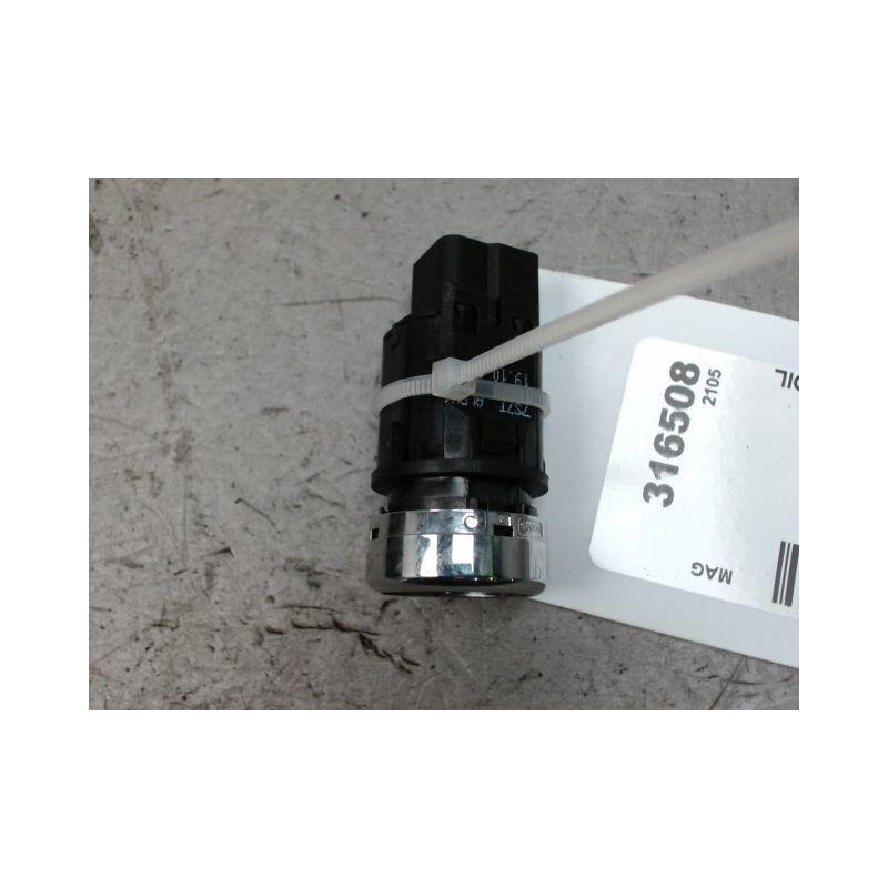 BOUTON DE DEMARRAGE FORD MONDEO