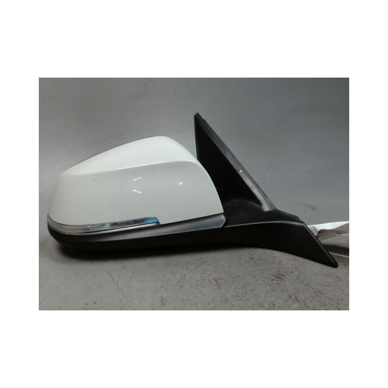 RETROVISEUR EXTERIEUR ELECTRIQUE DROIT B.M.W. SERIE 1