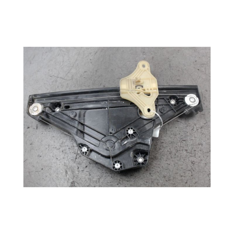 MECANISME+MOTEUR LEVE-GLACE ARRIERE DROIT RENAULT CLIO
