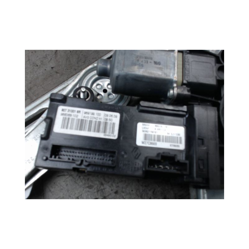 MECANISME+MOTEUR LEVE-GLACE AVANT GAUCHE RENAULT MEGANE III 2008-