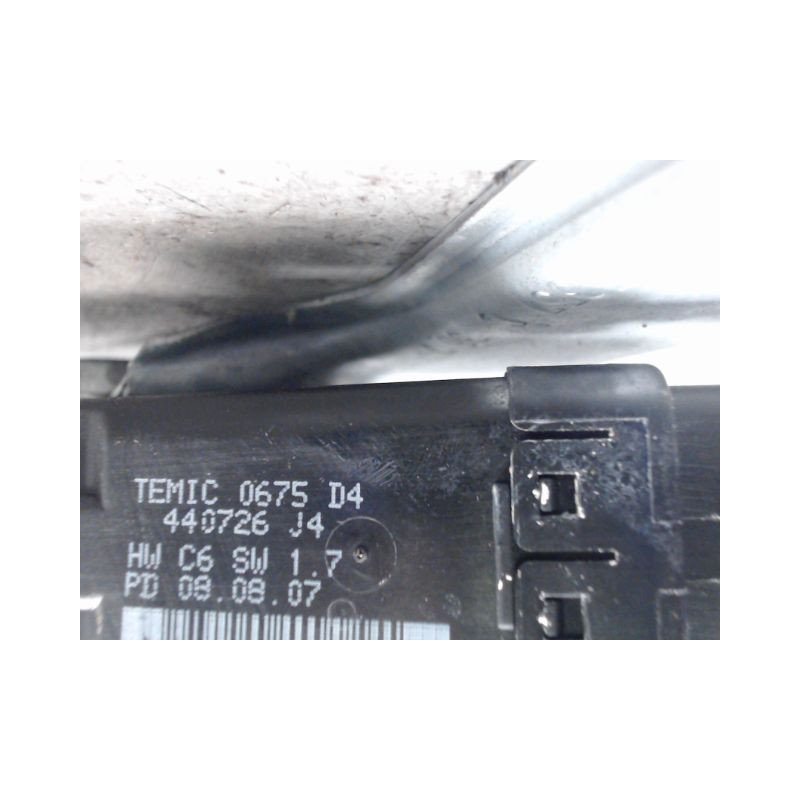 MECANISME+MOTEUR LEVE-GLACE AVANT GAUCHE RENAULT SCENIC II PH2 2006-