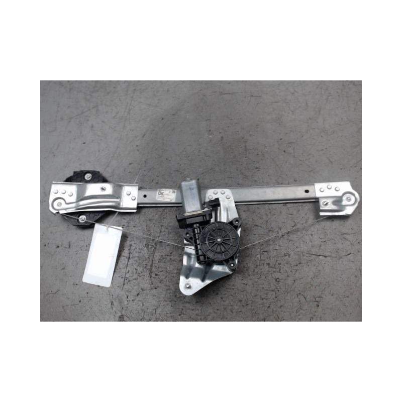 MECANISME+MOTEUR LEVE-GLACE AVANT DROIT DACIA SANDERO