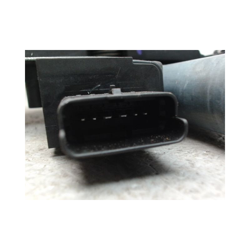 MECANISME+MOTEUR LEVE-GLACE AVANT GAUCHE PEUGEOT 5008