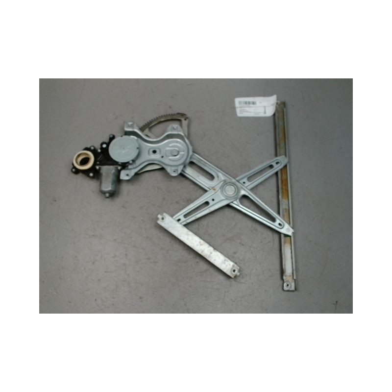 MECANISME+MOTEUR LEVE-GLACE AVANT GAUCHE TOYOTA AURIS 2010-