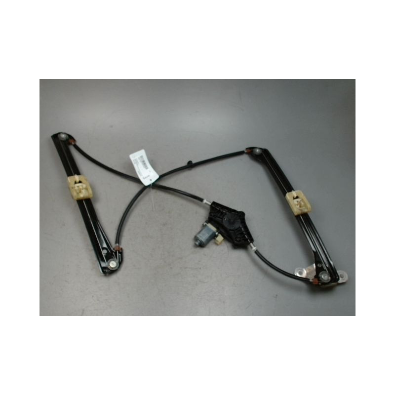 MECANISME+MOTEUR LEVE-GLACE AVANT DROIT VOLKSWAGEN GOLF VII