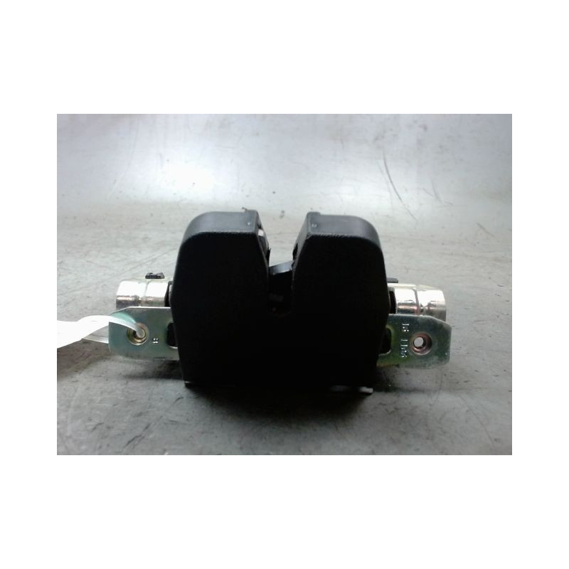 SERRURE HAYON  OPEL ZAFIRA 2005-