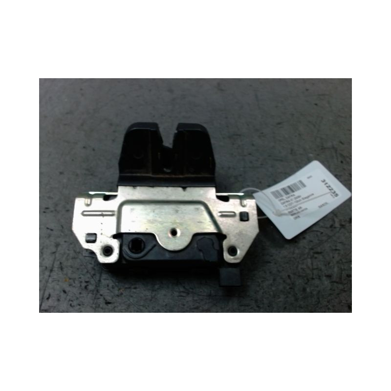 SERRURE HAYON  OPEL ZAFIRA 2005-