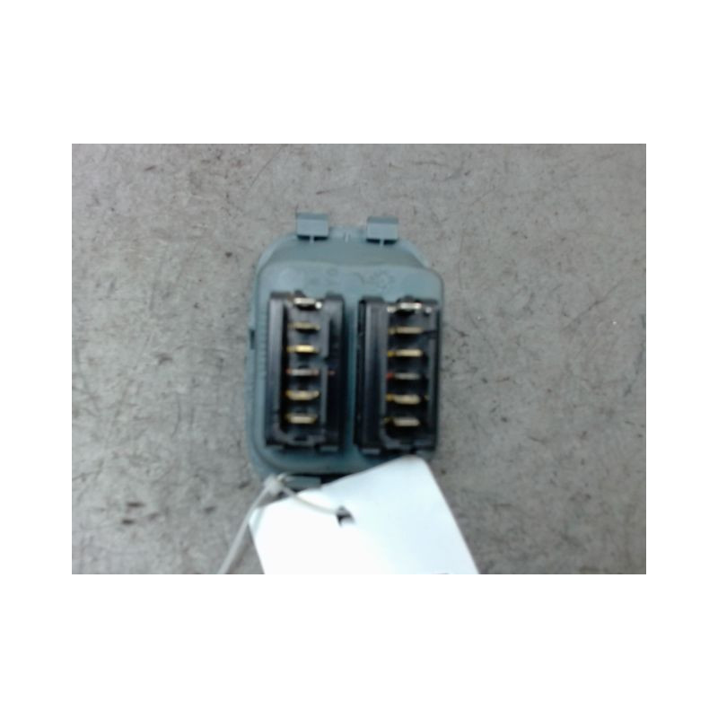COMMANDE LEVE-GLACE PORTE AVG RENAULT SCENIC PH1 96-99