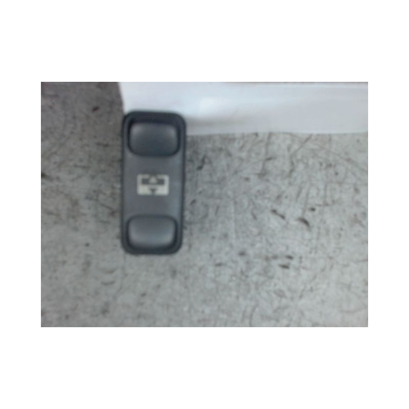 BOUTON COMMANDE TOIT OUVRANT PEUGEOT 206 3P
