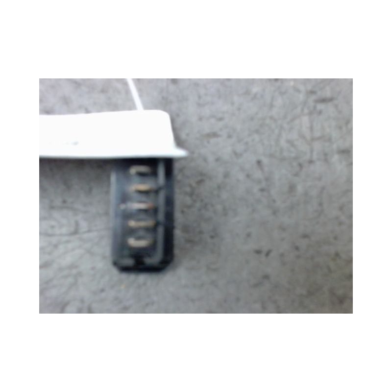 BOUTON COMMANDE TOIT OUVRANT PEUGEOT 206 3P