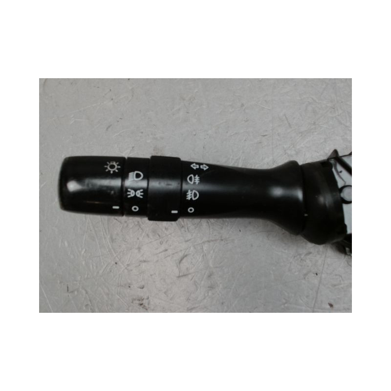 COMMANDE CLIGNOTANT TOYOTA AURIS 2010-