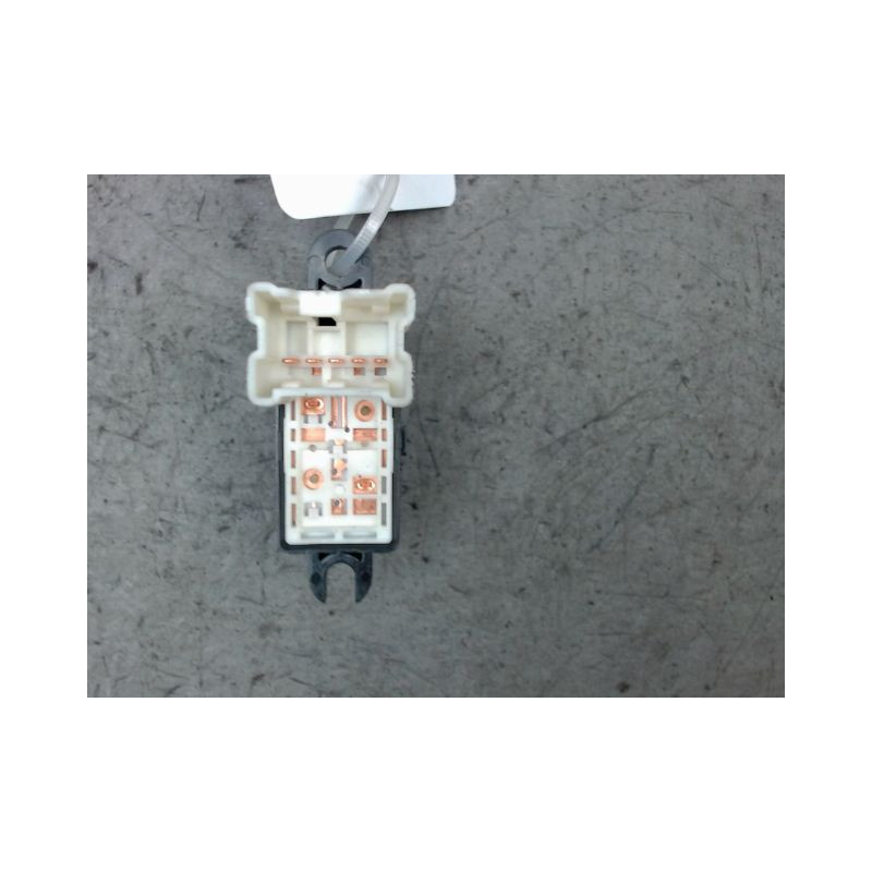 COMMANDE LEVE-GLACE PORTE ARG NISSAN NOTE