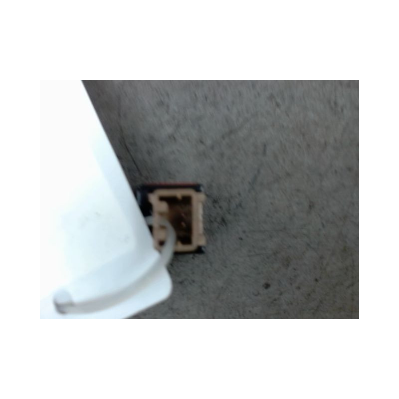 BOUTON DE WARNING NISSAN NOTE