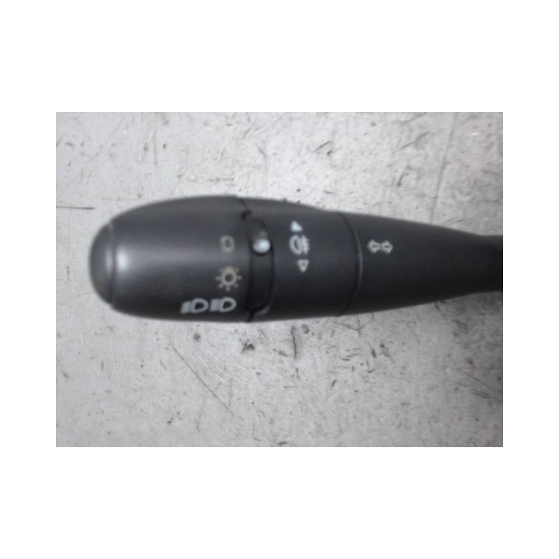 BLOC COMMODOS CITROEN C4 04-08