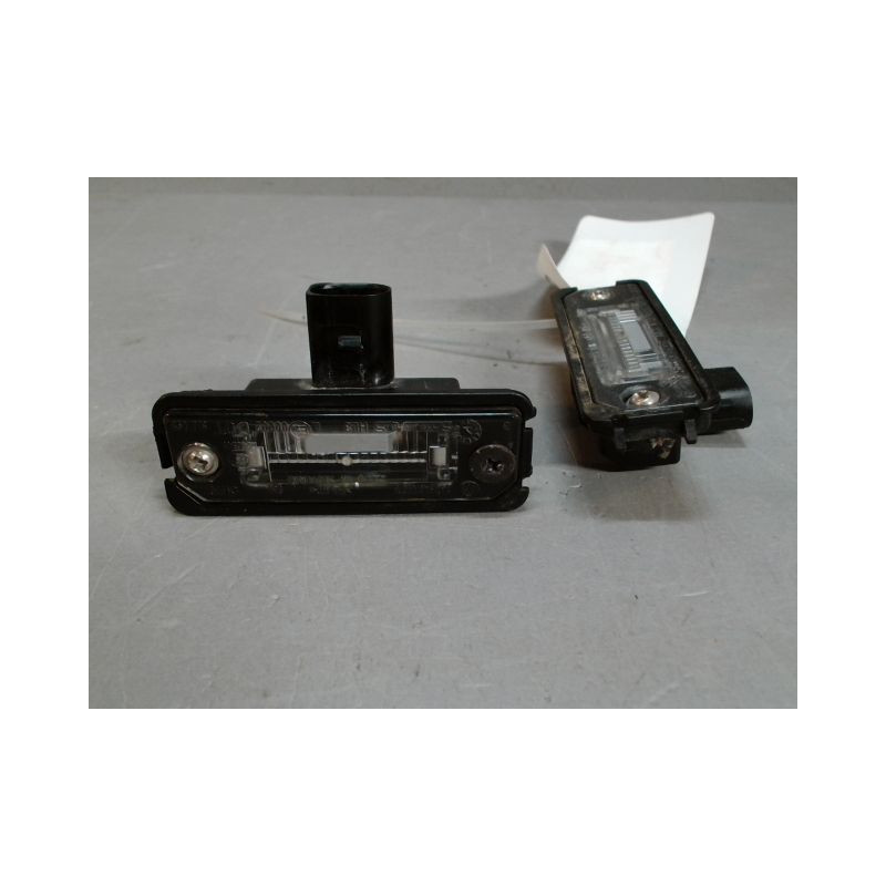 ECLAIREUR PLAQUE DE POLICE VOLKSWAGEN POLO 2005-
