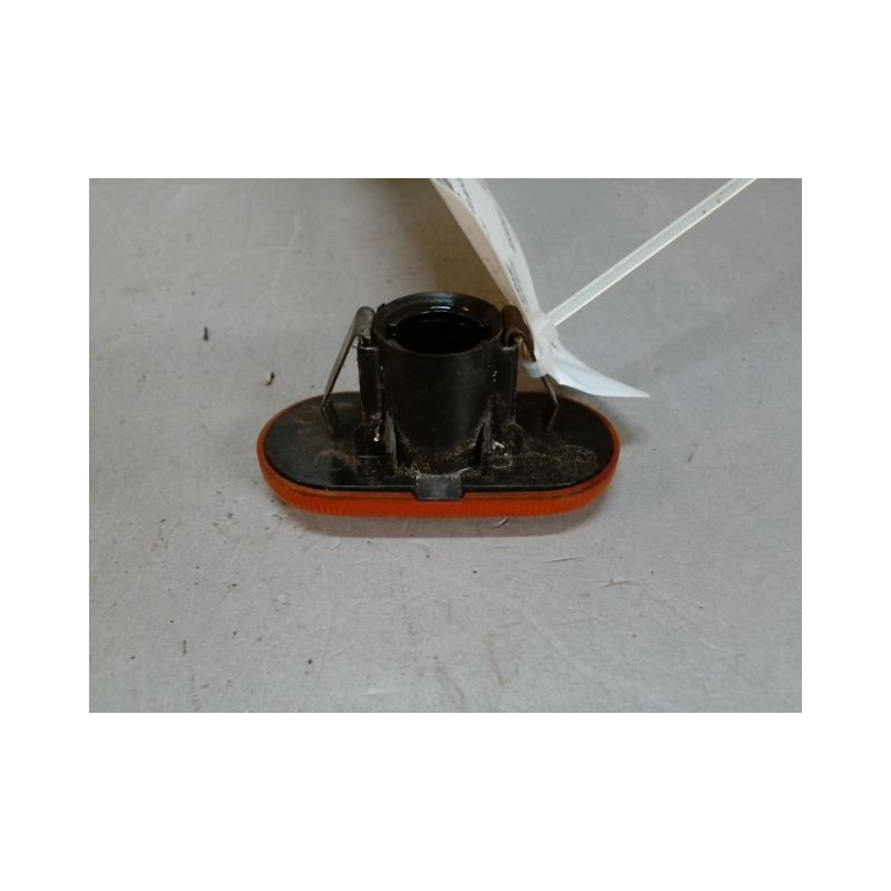 REPETITEUR AILE GAUCHE RENAULT CLIO I PH.2 94-96
