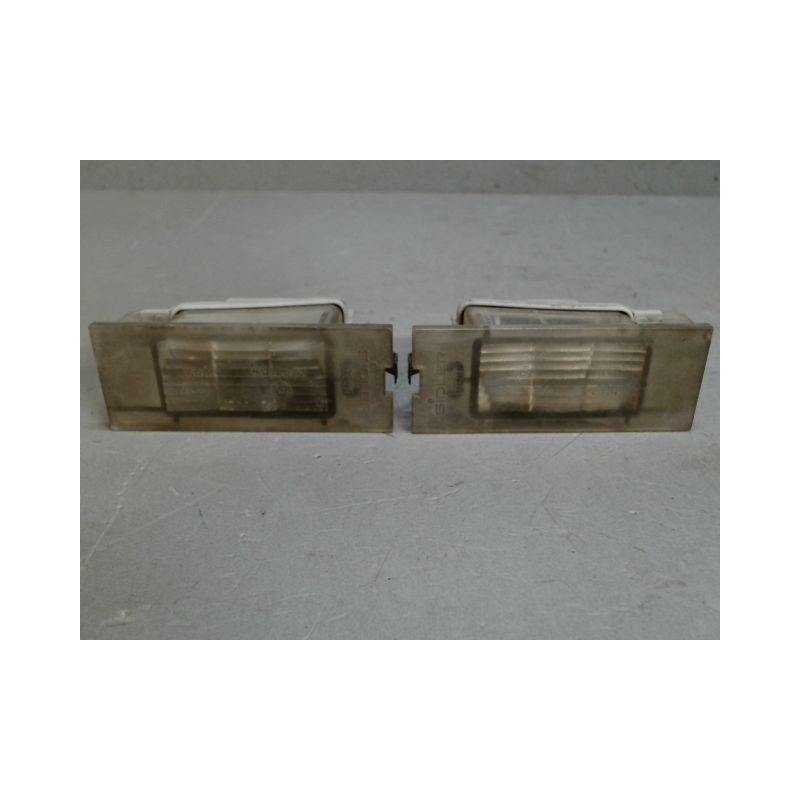 ECLAIREUR PLAQUE DE POLICE RENAULT CLIO I PH.2 94-96