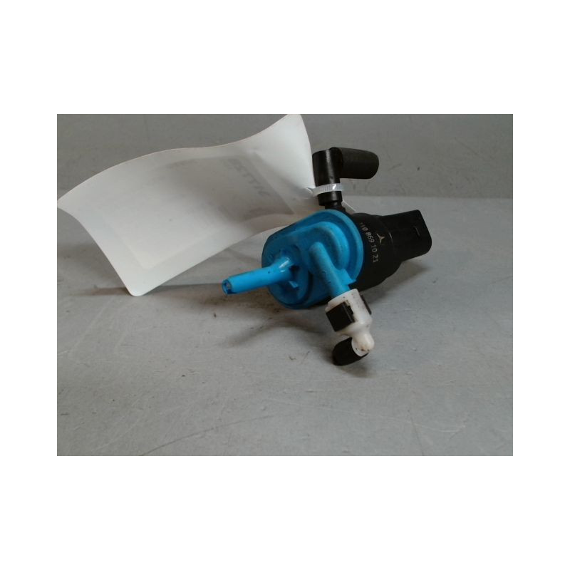 POMPE LAVE-GLACE AVANT MERCEDES CLASSE A 3P