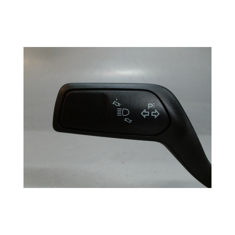 COMMANDE CLIGNOTANT FORD KUGA