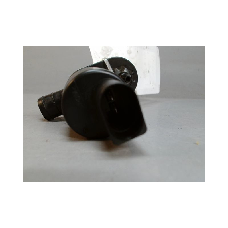 POMPE LAVE-GLACE AVANT FORD KUGA