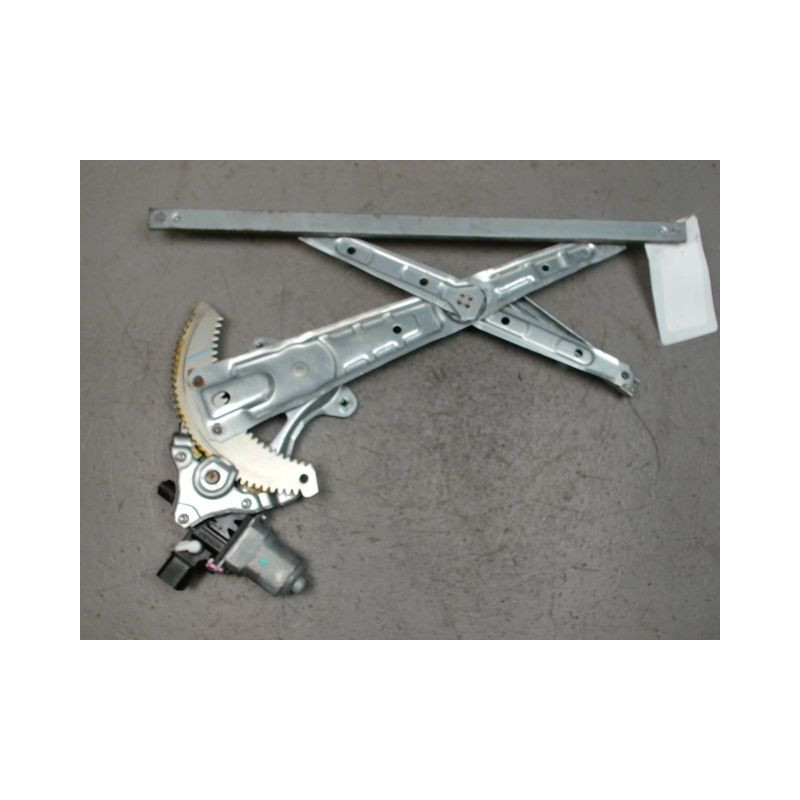 MECANISME+MOTEUR LEVE-GLACE AVANT DROIT MITSUBISHI SPACESTAR