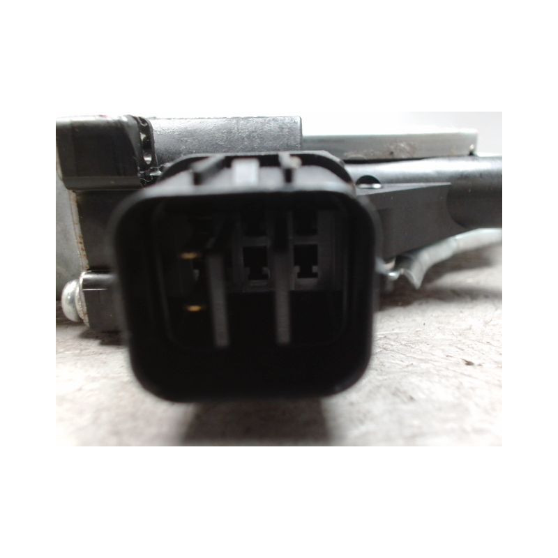 MECANISME+MOTEUR LEVE-GLACE AVANT DROIT MITSUBISHI SPACESTAR