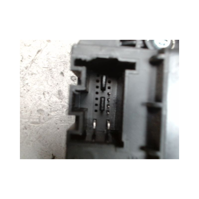 MECANISME+MOTEUR LEVE-GLACE AVANT GAUCHE VOLKSWAGEN POLO