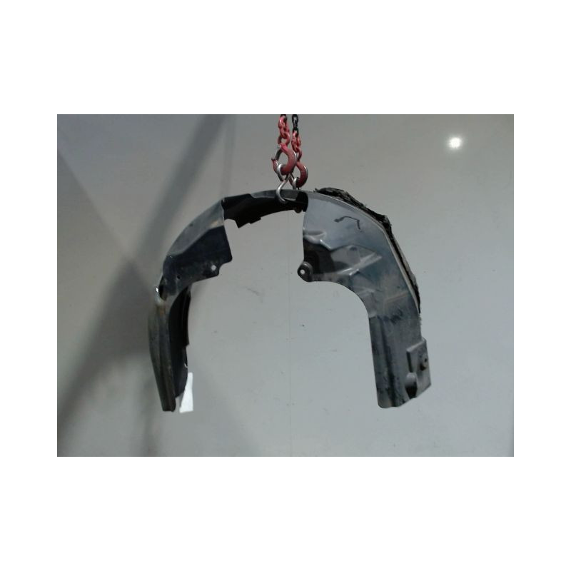PARE-BOUE AVANT DROIT FORD FIESTA 2005-