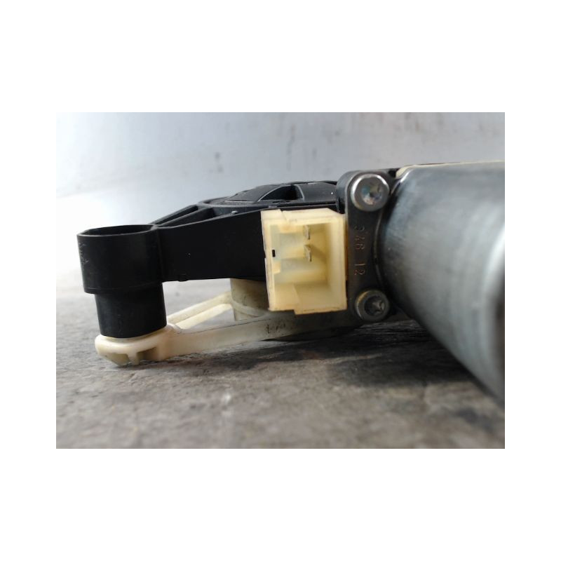 MECANISME+MOTEUR LEVE-GLACE AVANT GAUCHE AUDI A3 SPORTBACK