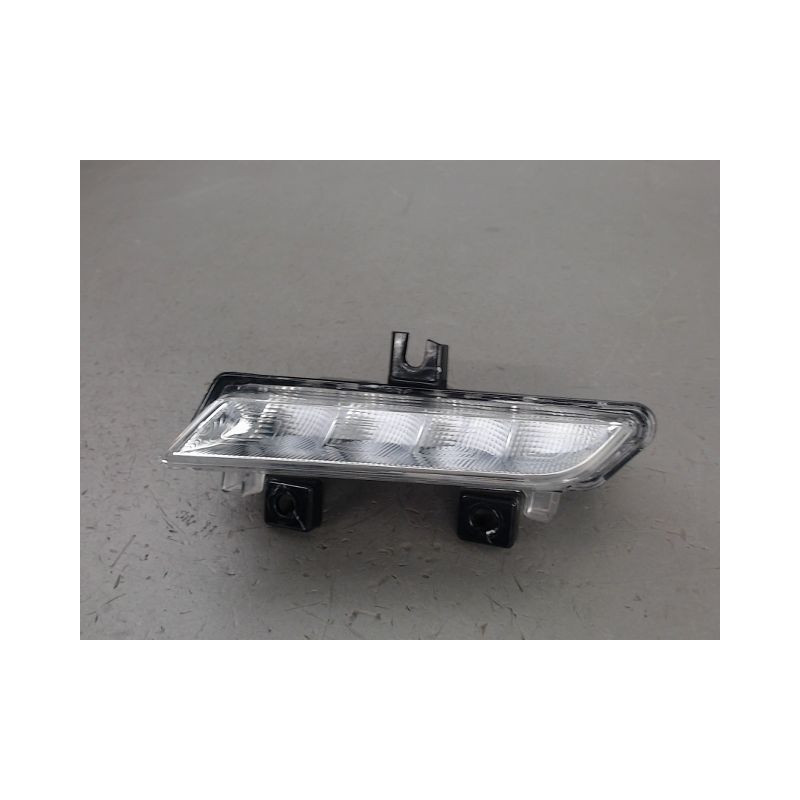 FEUX POSITION GAUCHE RENAULT CLIO