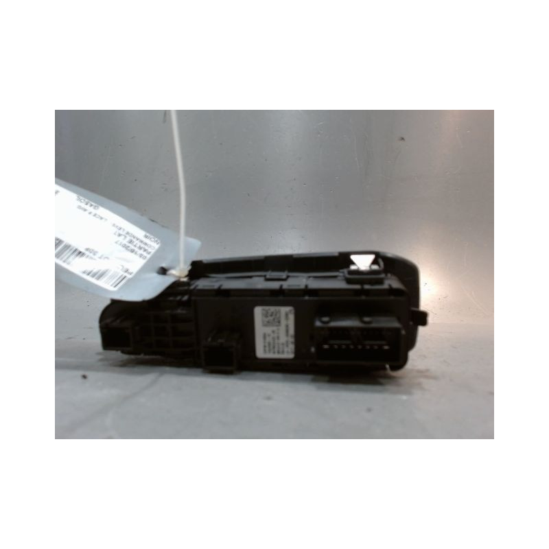 COMMANDE LEVE-GLACE PORTE AVG PEUGEOT 308