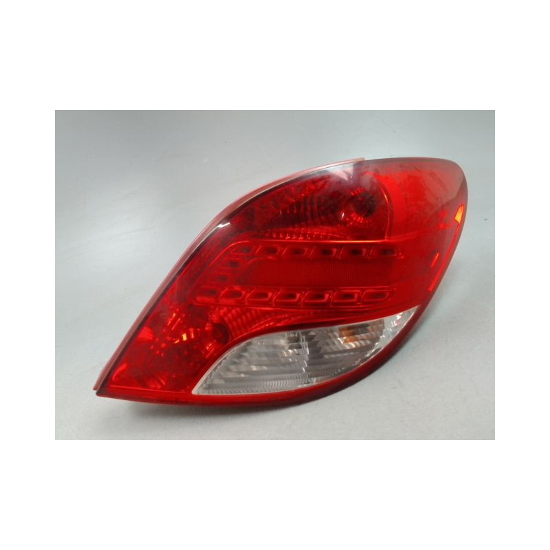 FEU ARRIERE DROIT PEUGEOT 207 2006-2013