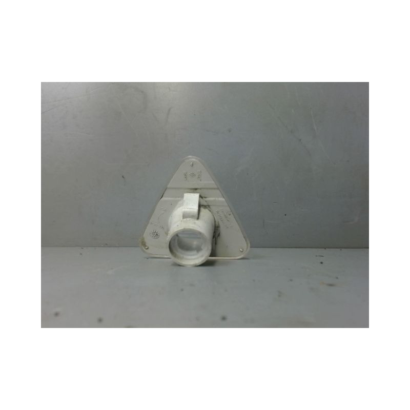 REPETITEUR AILE DROIT RENAULT KANGOO