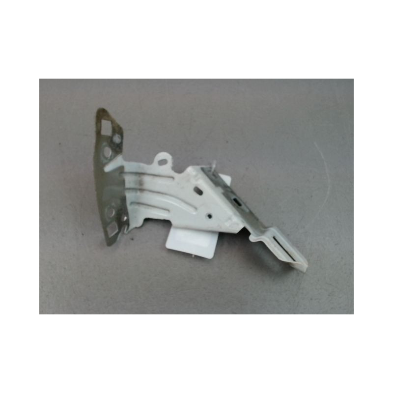 SUPPORT AILE AVG PEUGEOT 208