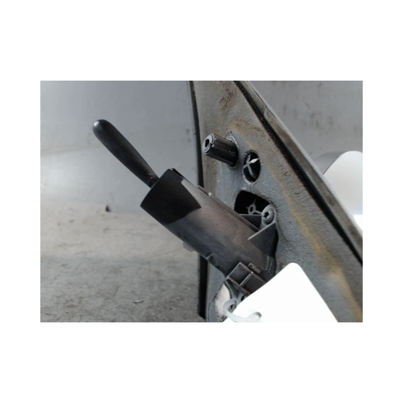 RETROVISEUR EXTERIEUR ELECTRIQUE GAUCHE RENAULT CLIO II CAMPUS 06-