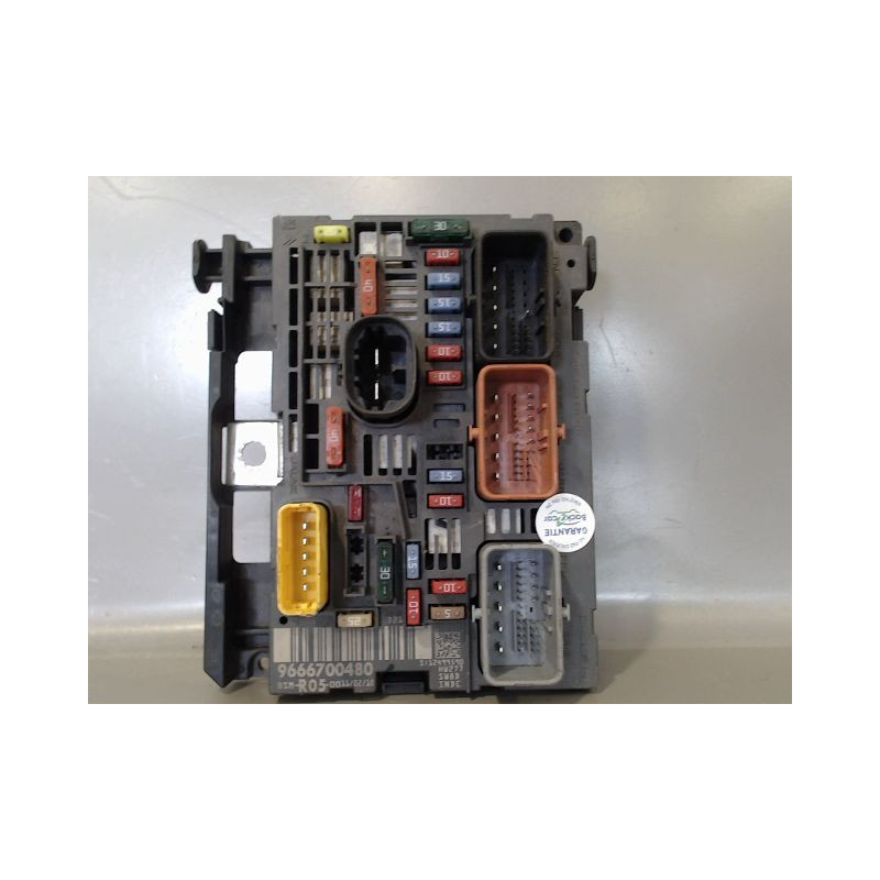 BOITE A FUSIBLES CITROEN C4 2008-