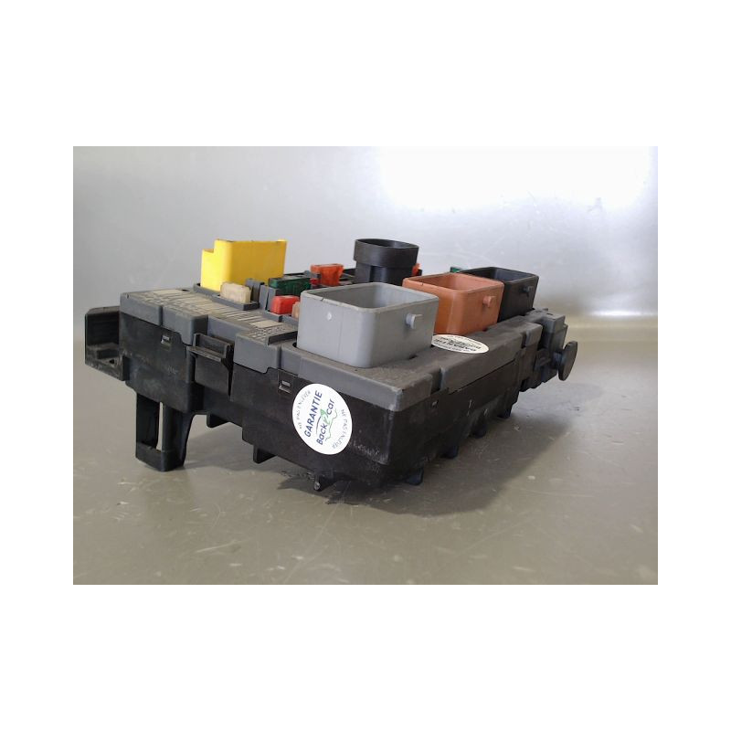 BOITE A FUSIBLES CITROEN C4 2008-