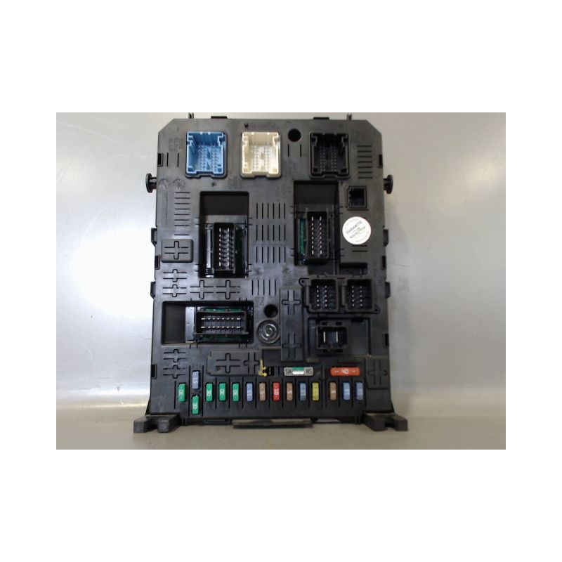 BOITIER GESTION HABITACLE PEUGEOT 3008