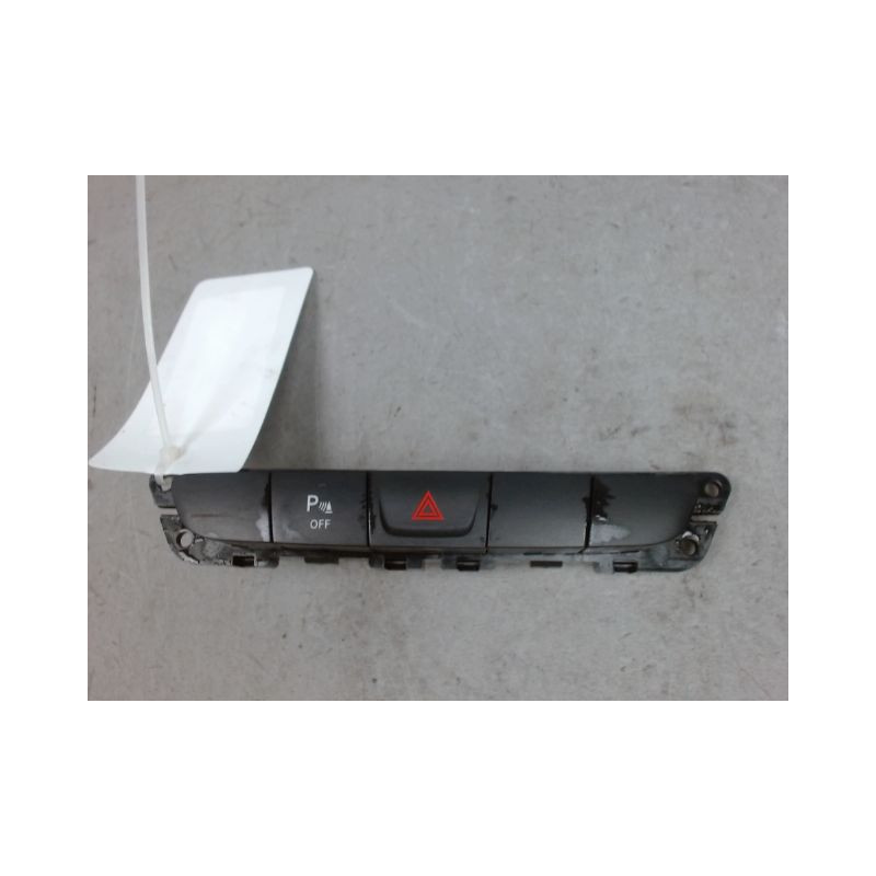 BOUTON DE WARNING JEEP CHEROKEE