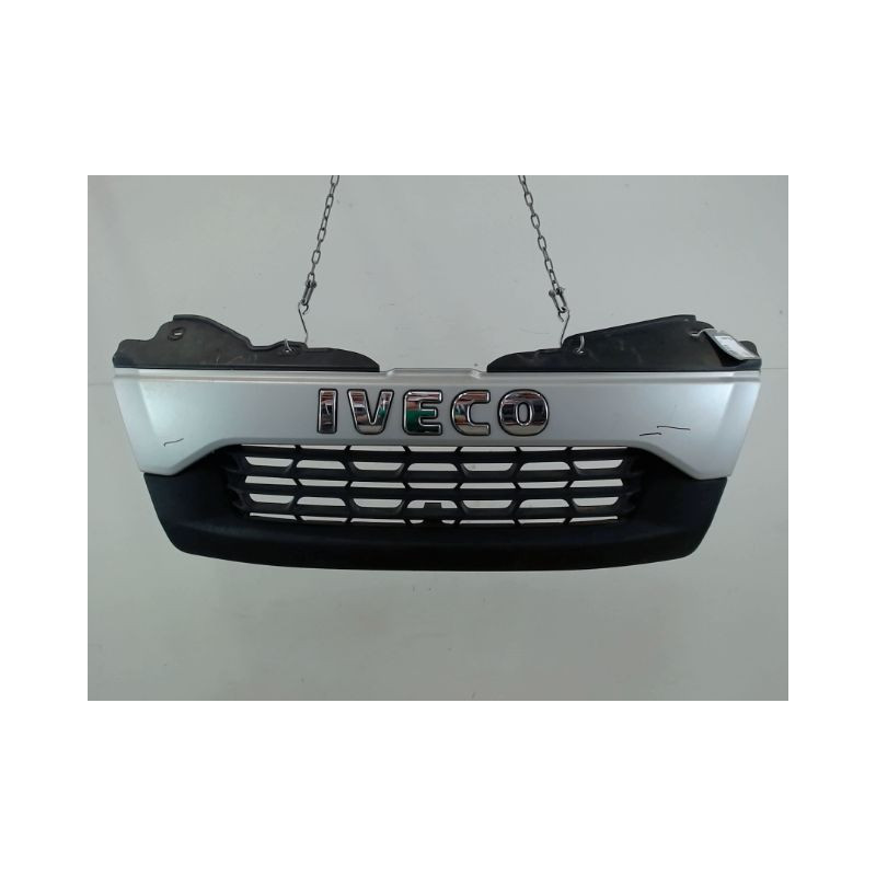 CALANDRE IVECO 35C15