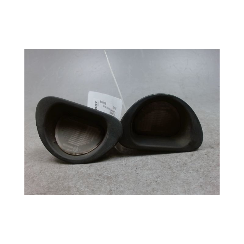 ECLAIREUR PLAQUE DE POLICE PEUGEOT 107 3P