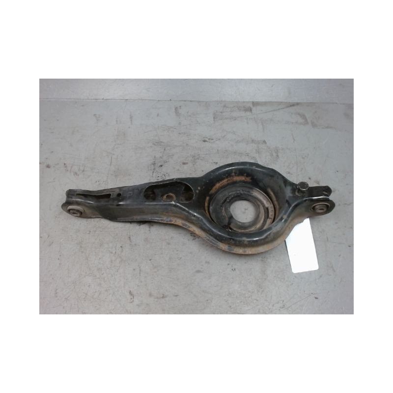 TRIANGLE INFERIEUR ARRIERE GAUCHE VOLVO V40
