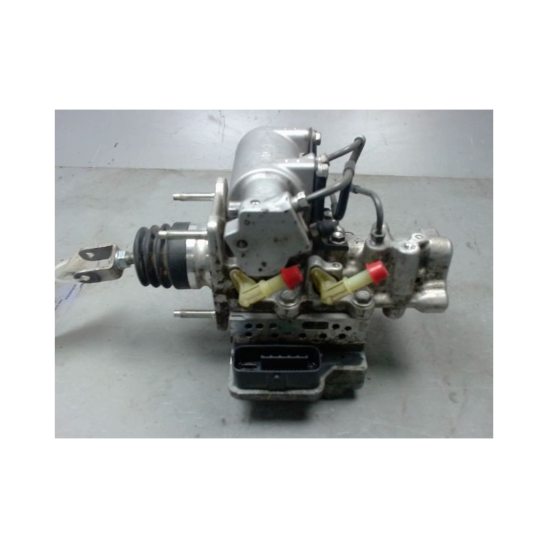 UNITE HYDRAULIQUE ABS TOYOTA PRIUS
