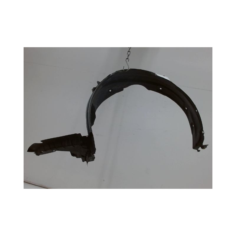 PARE-BOUE AVANT GAUCHE TOYOTA AVENSIS 2003-