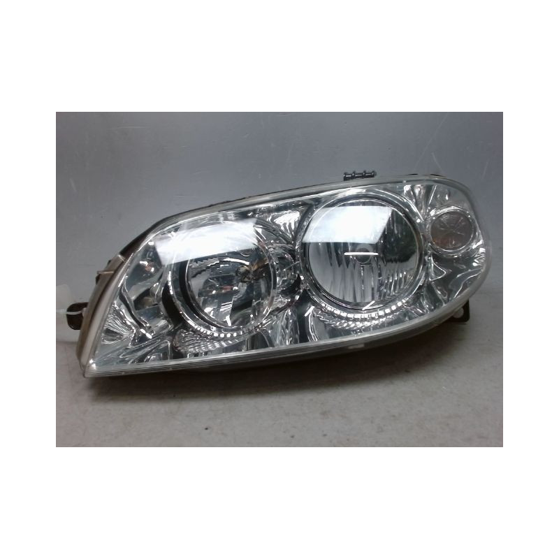 PHARE GAUCHE FIAT PUNTO 2003-