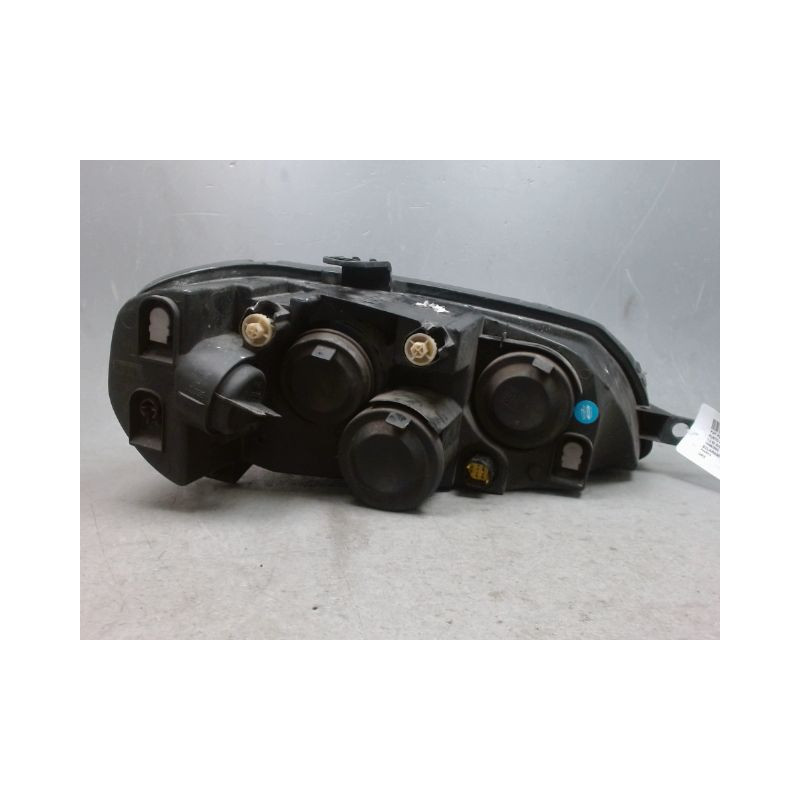 PHARE GAUCHE FIAT PUNTO 2003-