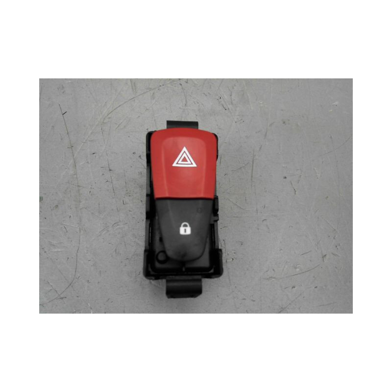 BOUTON DE WARNING RENAULT MEGANE